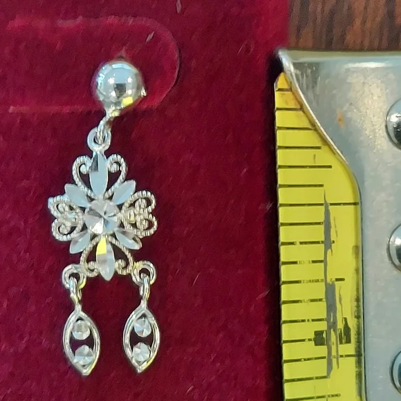 Zales Silver Floral Earrings - Picture 3 of 4